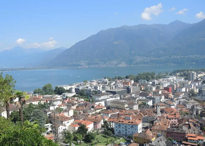 Dora Attika By Fewotessin