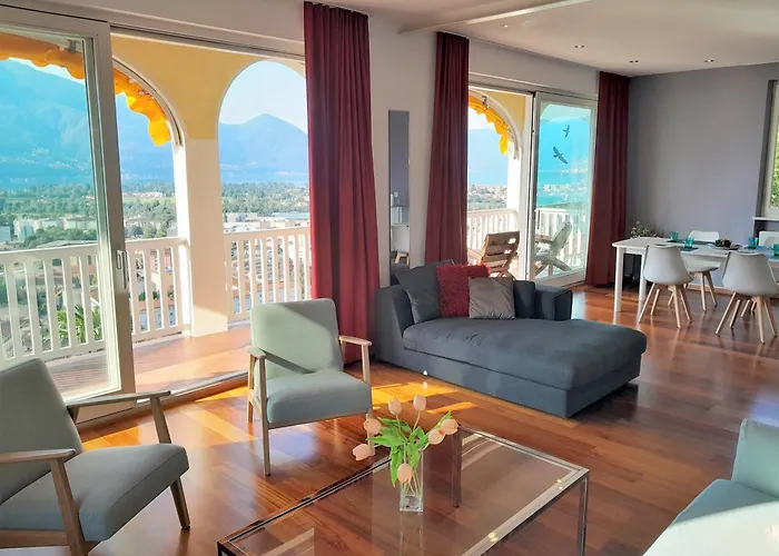 Dora Attika By Fewotessin * Locarno