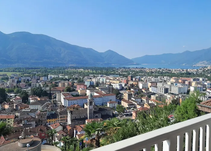 Dora Attika By Fewotessin Apartament Locarno